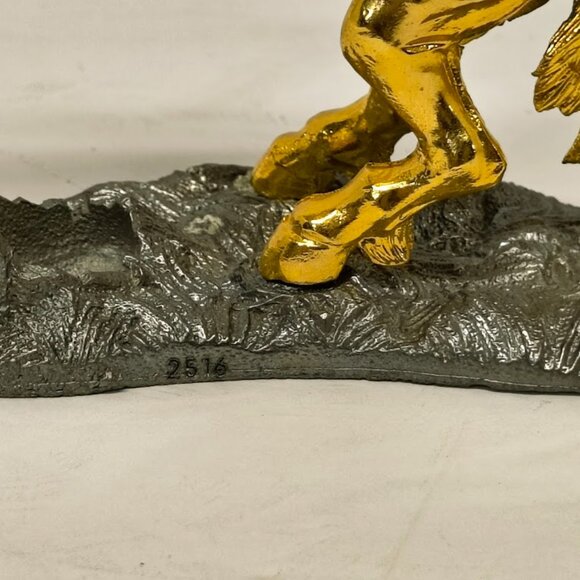 The Metropolitan Guild Gold Tone Unicorn on Stand Collectable - Picture 4 of 8